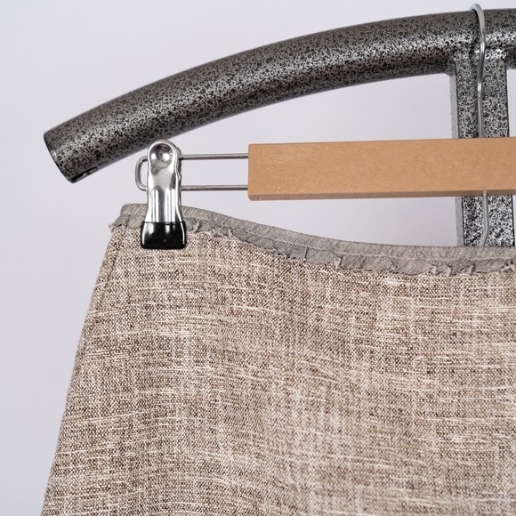 Ann Taylor Pencil Skirt Women's Size 8 Fine Italian Fabric Oatmeal Beige Neutral - Picture 5 of 5
